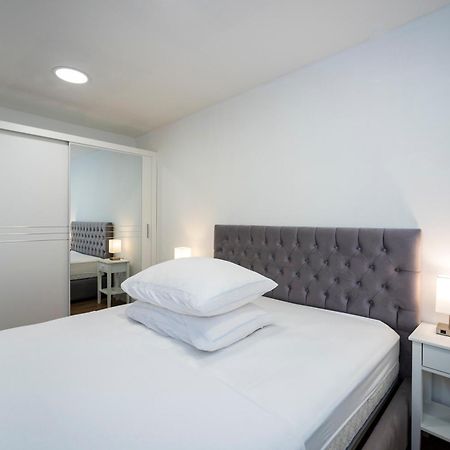 M&M Pelivan Apartments Solin Exterior foto