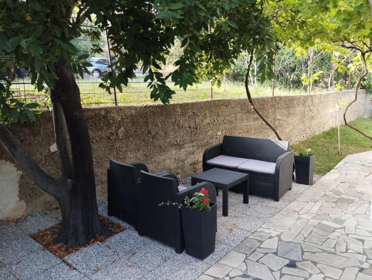 M&M Pelivan Apartments Solin Exterior foto