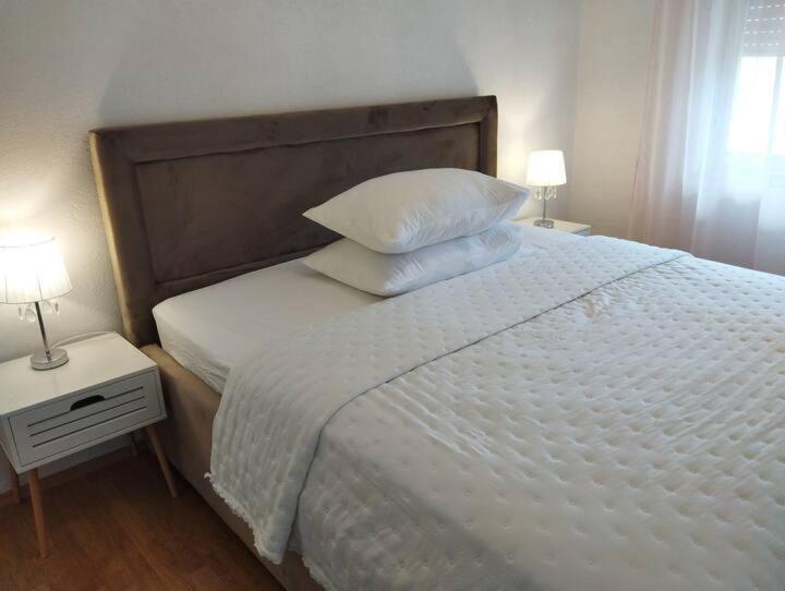 M&M Pelivan Apartments Solin Exterior foto